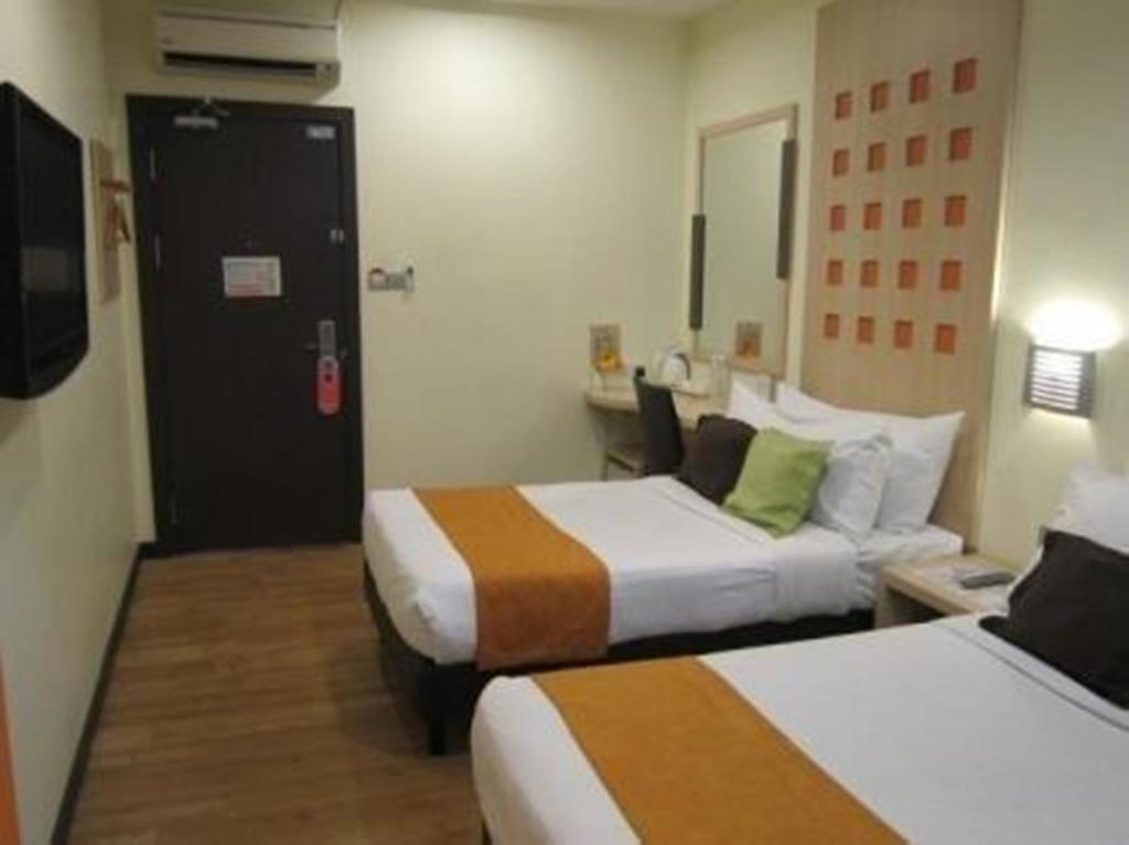 Hotel 98 Kuching Room photo